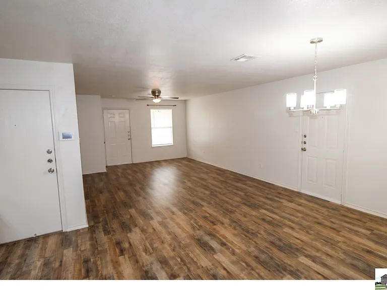 2706 Lucille Dr #A — Photo 2