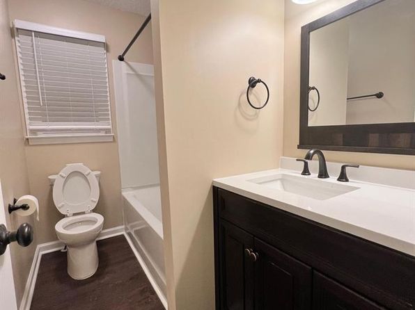 columbia-south-carolina-447601093 picture