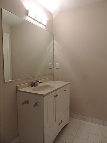 1st image of 1340 Sorrento Dr