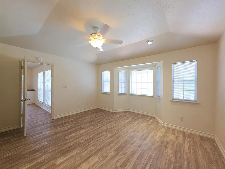 210 Oak Bay St #703 — Photo 19