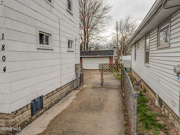 5th image of 1804 Loxley Rd