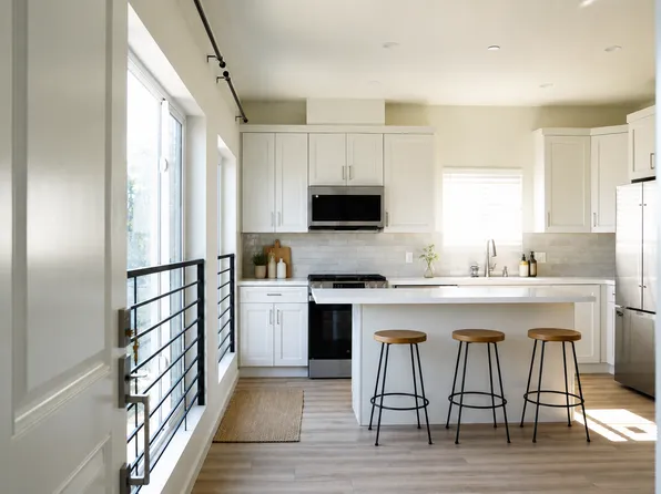 5259 Lexington Ave, Los Angeles, CA