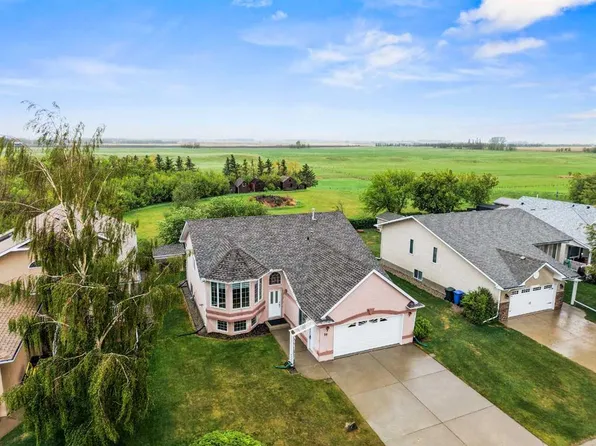 20 N Westpoint Dr, Didsbury, AB T0M 0W0