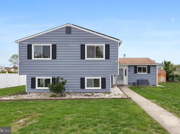 234 Princeton Ave, Pemberton, NJ 08068