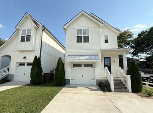 517 Southern Turf Dr #B, Nashville, TN 37211
