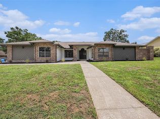 513 Sportsman Park Dr, Seffner, FL 33584