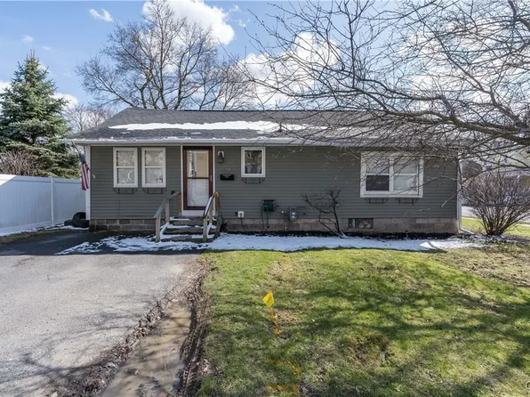 273 Mullin St, Watertown, NY 13601