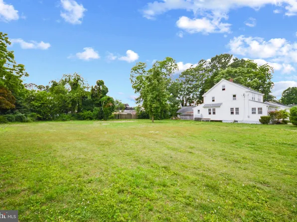 906 Cedar St, Pocomoke City, MD 21851