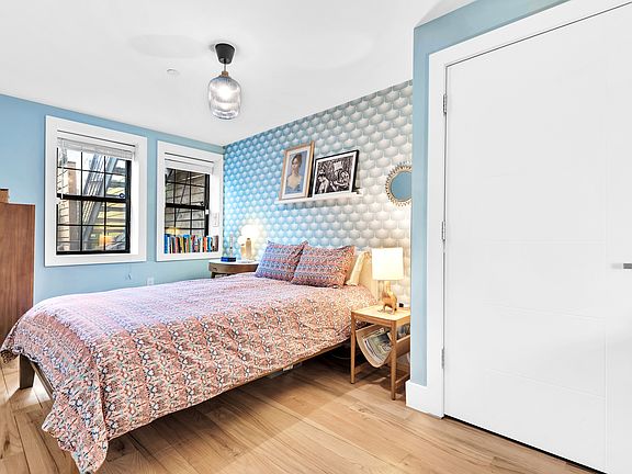 5th image of 652 Lafayette Ave #1