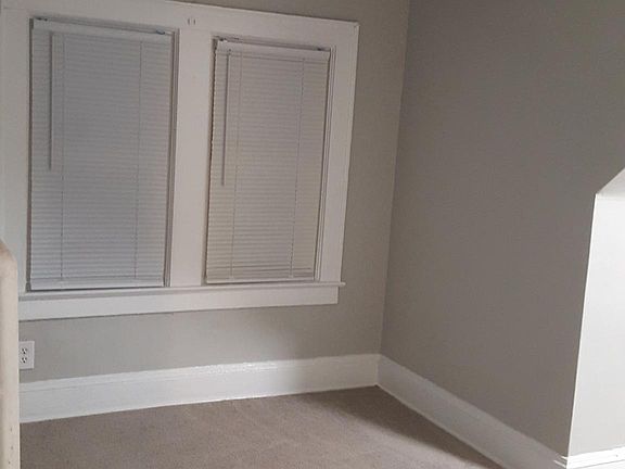 5th image of 1503 Royale Park APT 3