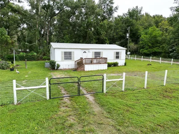 3889 SE 142nd St, Summerfield, FL 34491
