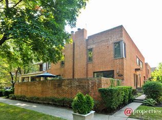 1709 W Chase Ave, Chicago, IL 60626