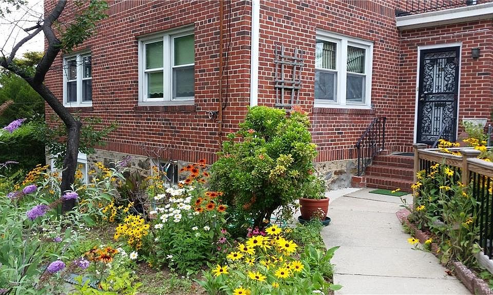1st image of 15 Ellsworth Ave