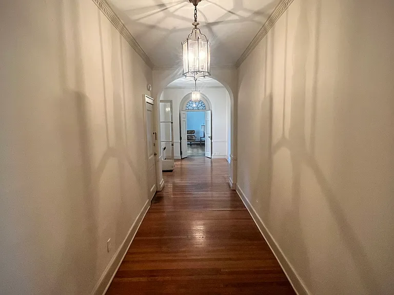 2773 N Maryland Ave #1 — Photo 8