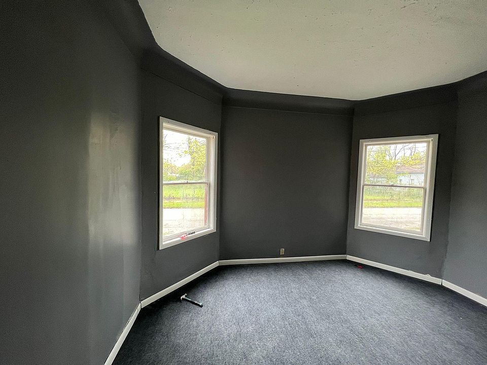 1st image of 2371 E 79th St #2