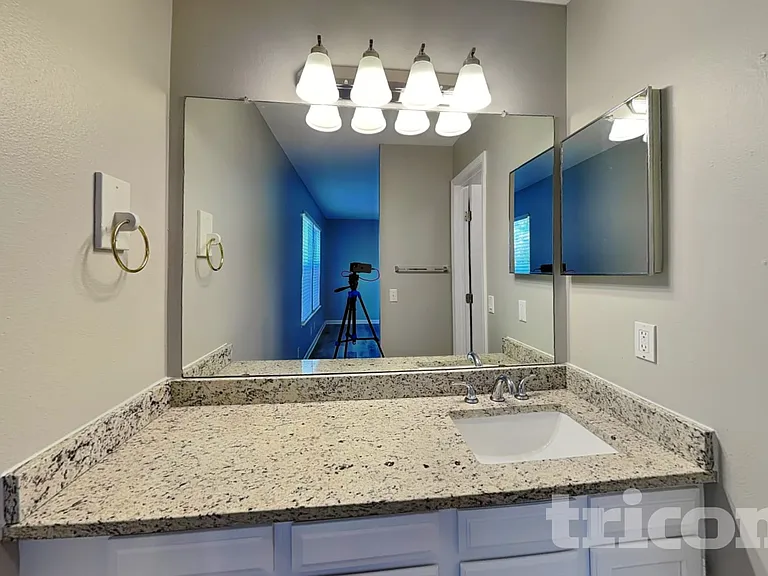 3812 S Ceylon Way — Photo 8