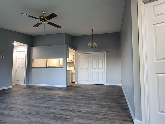 Grand entry into Living & Dining room. Master bedroom is on the right.