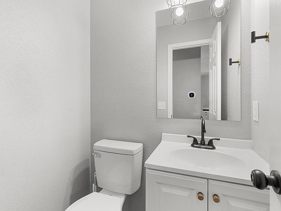 4th image of 8199 Welby Rd APT 908