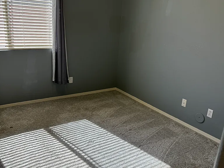 9237 W Irma Ln — Photo 28