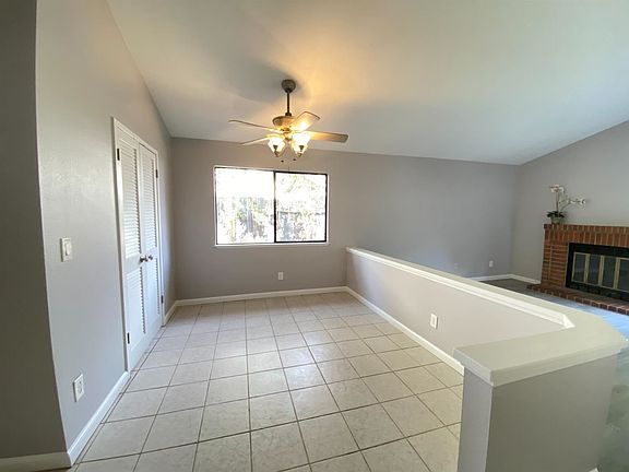 5th image of 3412 Bridgeford Dr