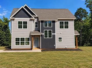 840 Woodrun Dr, Troy, NC 27371