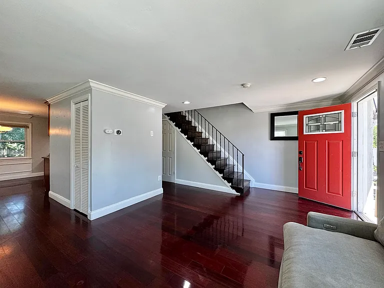 7617 Allendale Dr — Photo 9
