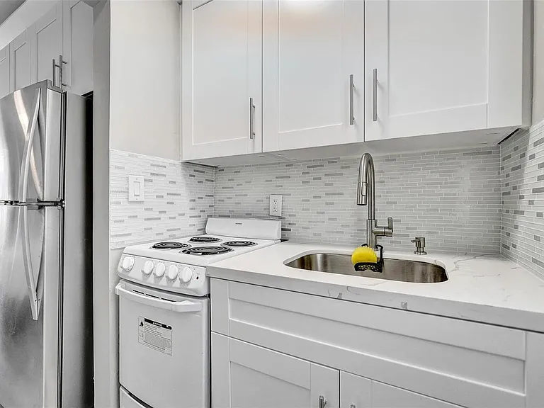 329 Connecticut St #107 — Photo 7