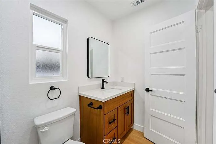 1634 Turrill Ave — Photo 10