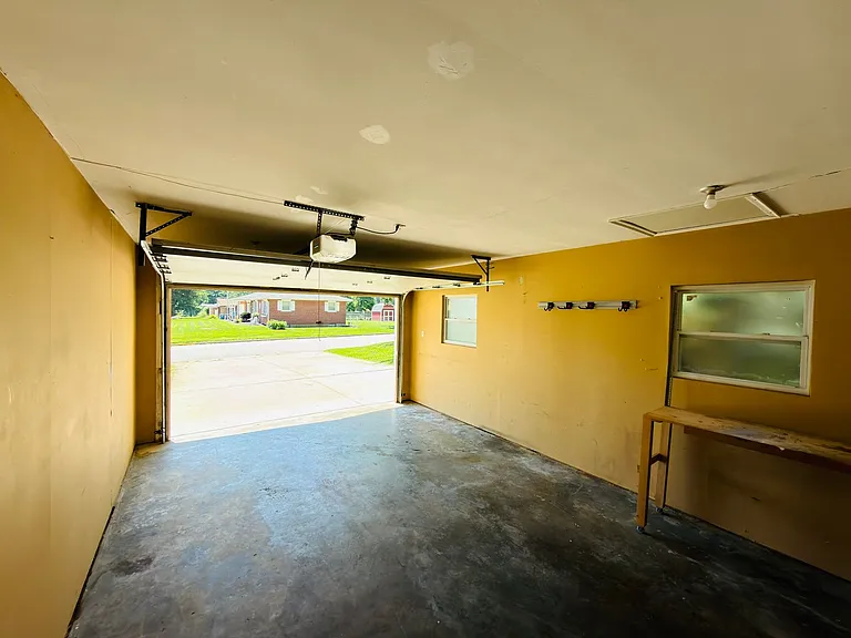 79 Ruth Dr — Photo 26