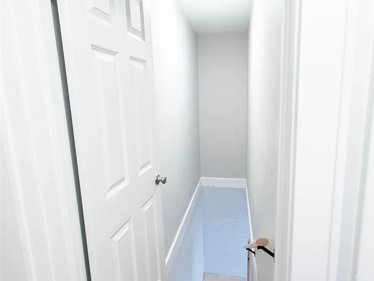 126 Vanderbilt Cir — Photo 15