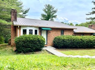 1721 Todd Dr, Johnson City, TN 37604
