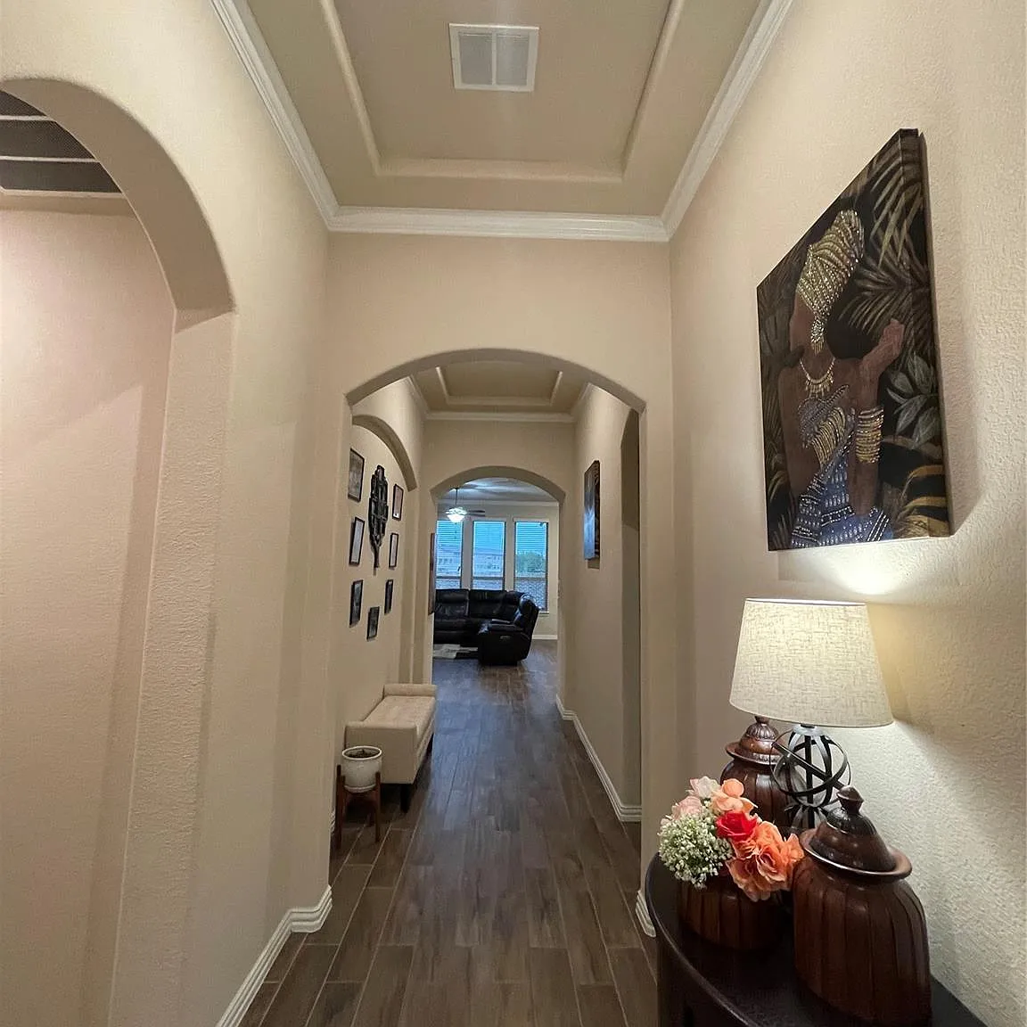 4 bed, 2057 sqft, $3,300 — Photo 4