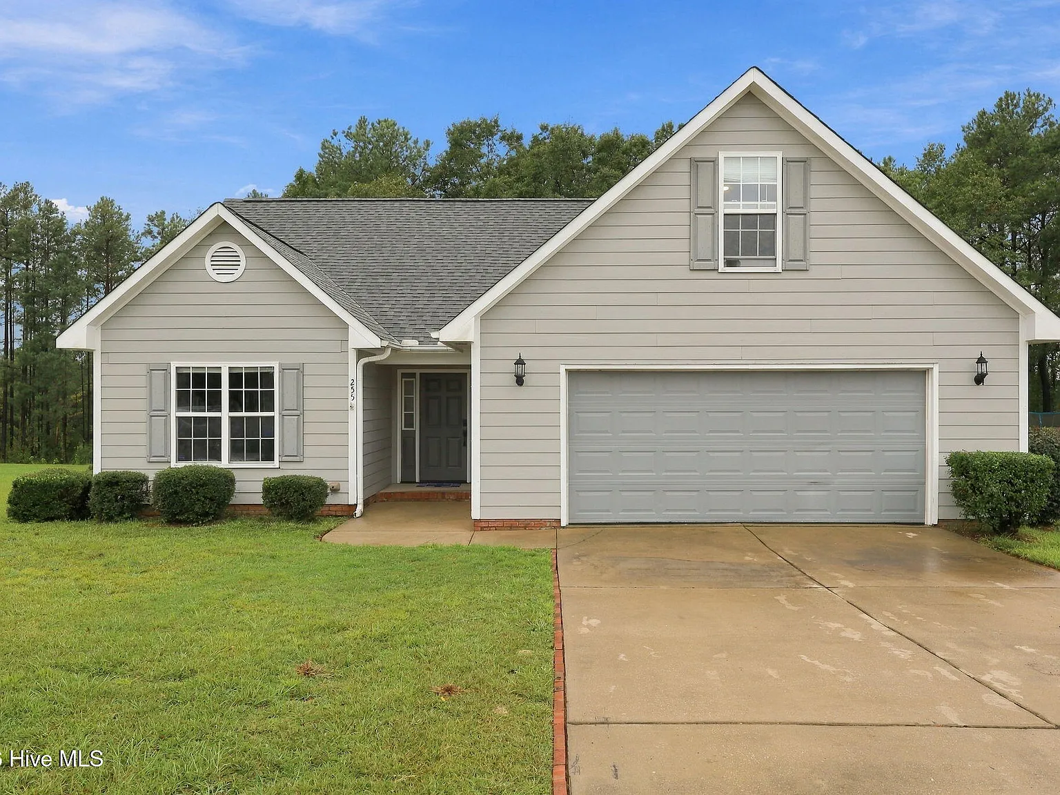 3 bed, 2.0 bath, $1,850 — Photo 1