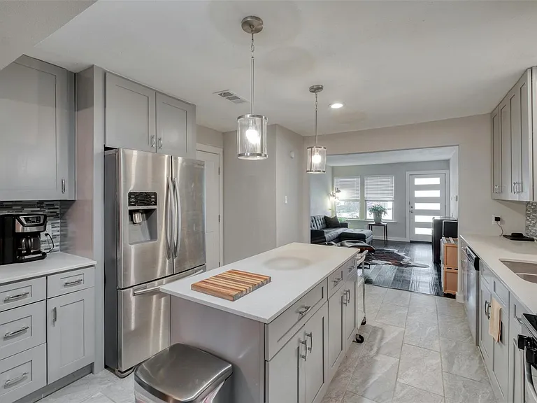 5502 Burgundy Dr — Photo 5