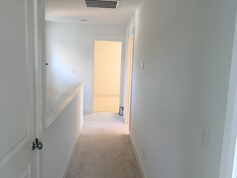 135 Blanche Way — Photo 6