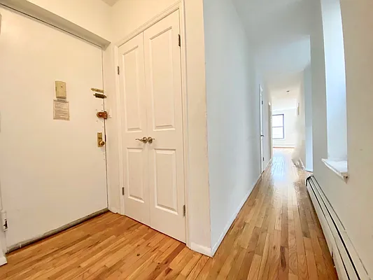Rented by Zjama Realty Corp | media 7