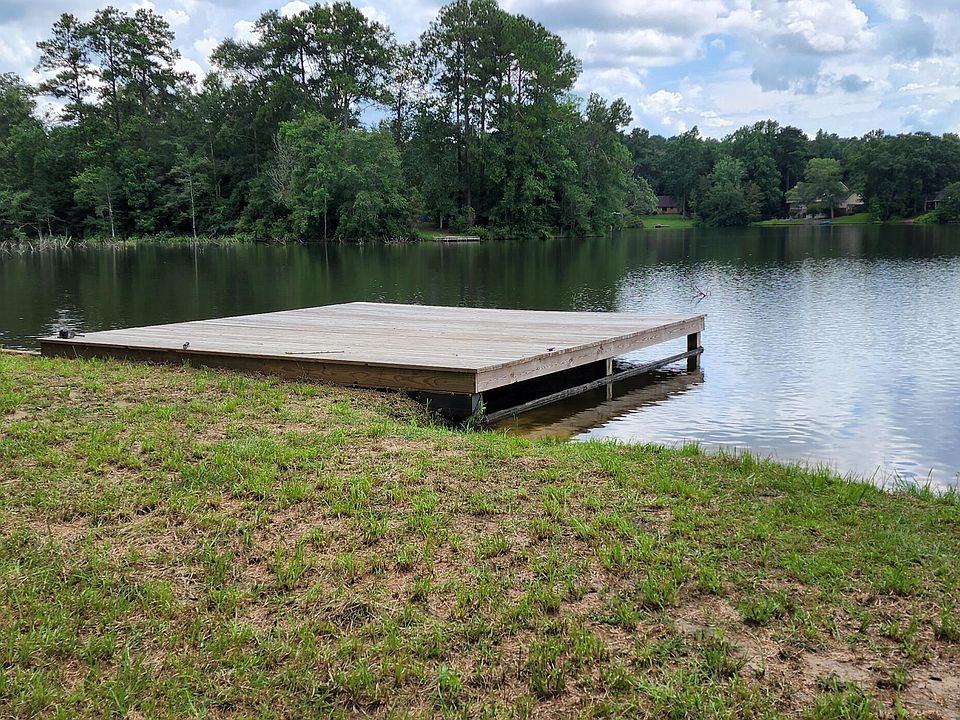 1st image of 433 Buccaneer Dr