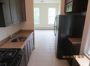 722 29th St, Union City, NJ 07087