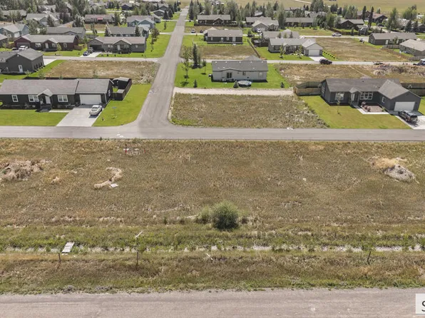 882 Stone Crop Rd, Victor, ID 83455
