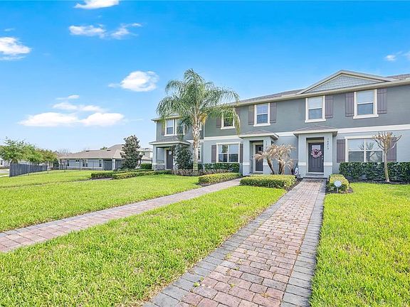 3rd image of 16209 ADMIRALS COVE LANE
