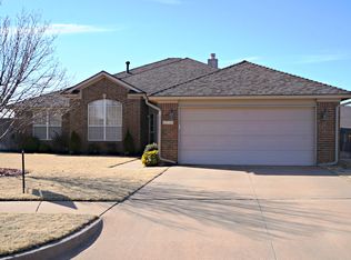 16405 Clear Creek Dr, Edmond, OK 73013