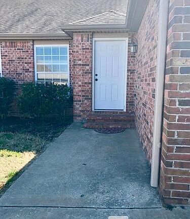 2nd image of 268 Copper Oaks Dr #268