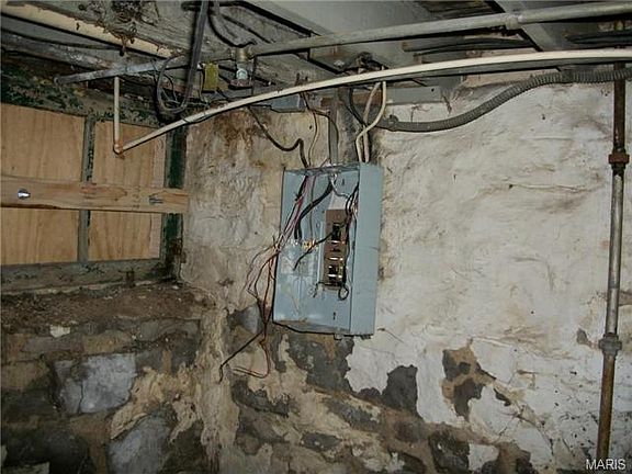 5th image of 4266 San Francisco Ave