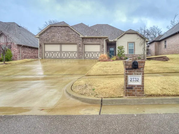 2732 Pacifica Ln, Edmond, OK 73034