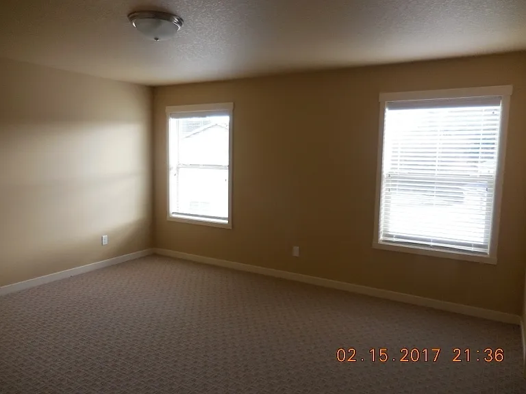 3526 Hepburn St NE — Photo 9
