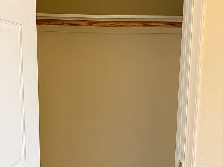 906 Whitelock St #2 — Photo 1
