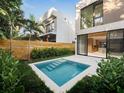 3144 Elizabeth St, Miami, FL, 33133