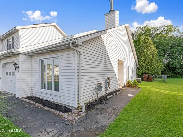 82 Marsdale Court, Selkirk, NY 12158