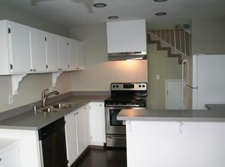 165 Oddstad Dr APT 26, Vallejo, CA 94589