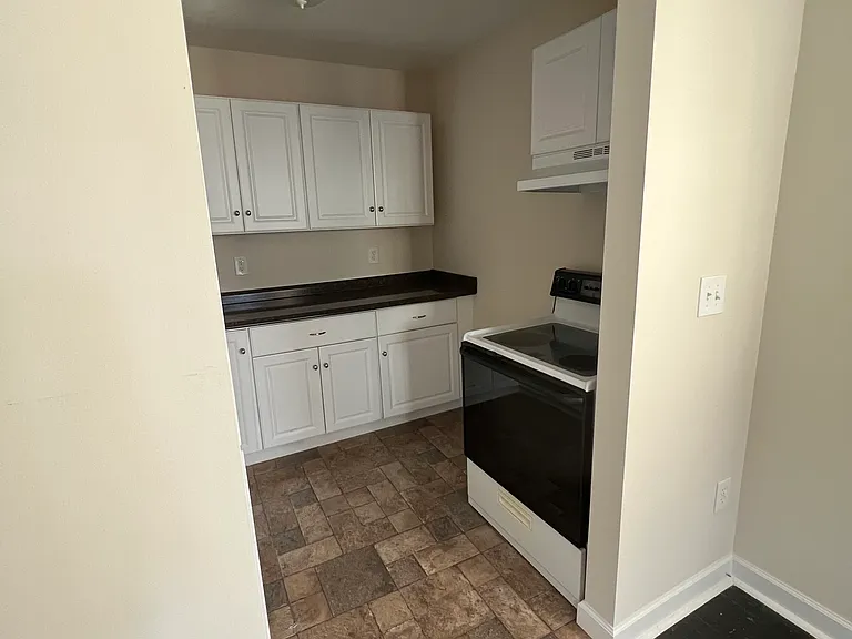 3983 Front St #4 — Photo 5